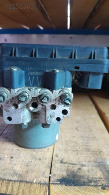 Toyota corolla abs beyni  44540-12371  89541-12a00 çıkma
