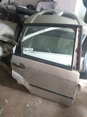 FORD FIESTA Sağ Arka Kapı Parçası - MERT OTO Çıkma Parçala