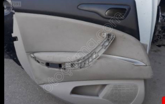 citroen c5 aircross arka kapı Döşemesi sol 98 250 212 YC