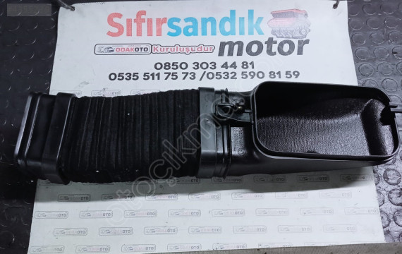 779795601 BMW 3 SERİ 1 SERİİ ÇIKMA HAVA EMİŞ HORTUMU