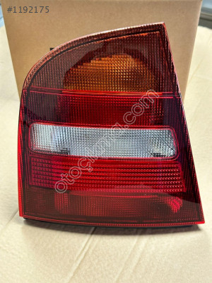 SKODA OCTAVİA A4 97-00 SOL STOP LAMBASI 1U6945111A