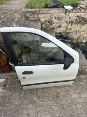 Fiat Albea sağ ön kapı dolu orijinal