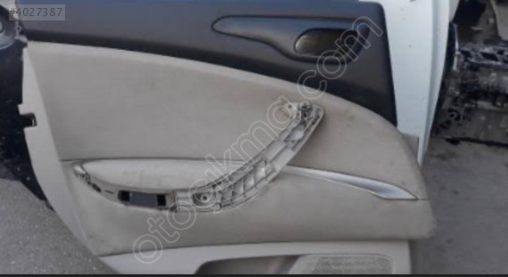 citroen c5 aircross arka kapı Döşemesi sol 98 250 212 FS
