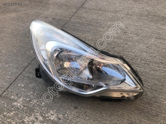OPEL CORSA D MAKYAJLI SAĞ FAR