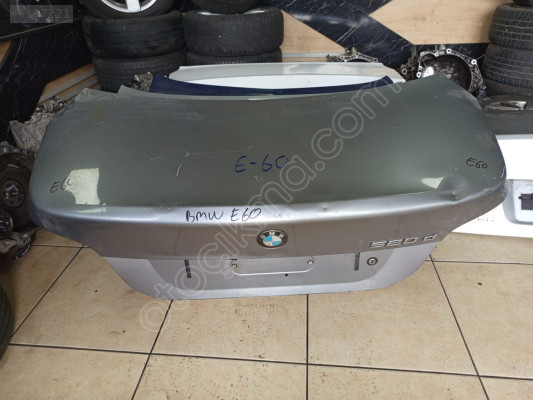 BMW 3 SERİSİ E60 BAGAJ KAPAĞI