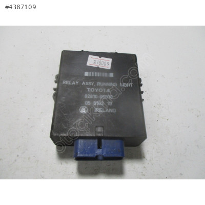 Toyota Carina Işık Rölesi 82810-05010