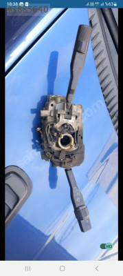 Mazda 121 silecek sinyal kolu