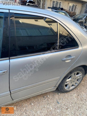MERCEDES E270 W210 SOL ARKA KAPI ORIJINALL ÇIKMA