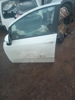 Fiat Linea sol ön kapı dolu beyaz orjinal hatasiz dolu