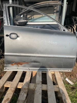 VW PASSAT SAĞ ÖN KAPI 2005
