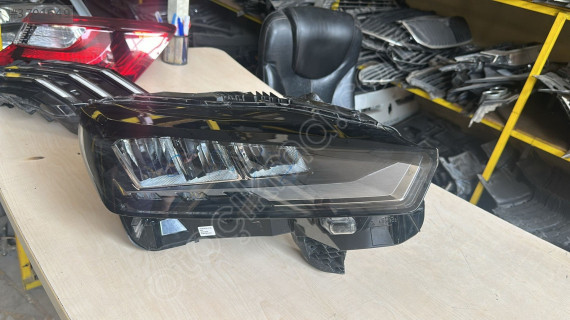 PEUGEOT 3008 ÇIKMA SAĞ ÖN FAR FUL LED 9862665080 ORJİNAL
