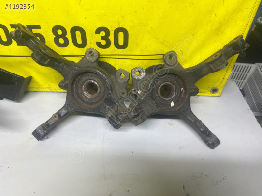 Peugeot 208  Corsa f sağ sol ön taşıyıcı