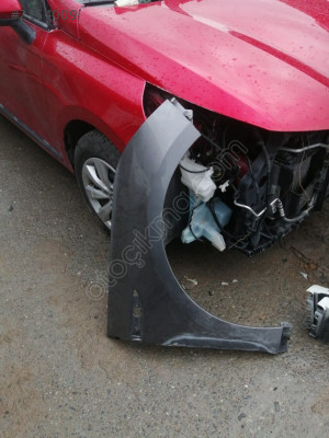 RENAULT TALİSMAN SAĞ ÖN ÇAMURLUK