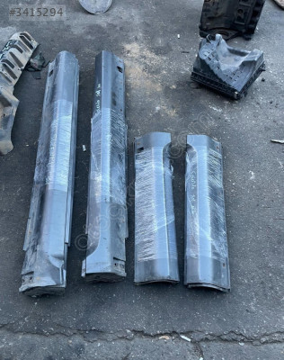 Kia Sorento sağ sol marşpiyel koruma plastikleri orijinal temiz