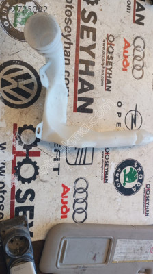 PEUGEOT 301 CAM SU BİDONU