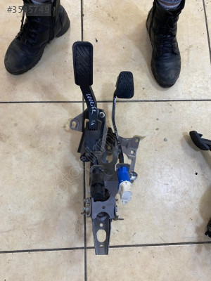 FORD COURİER GAZ FREN PEDALI