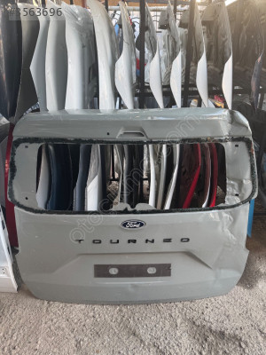 2024+2025 Ford Tourneo Connect  Arka Bagaj Kapağı