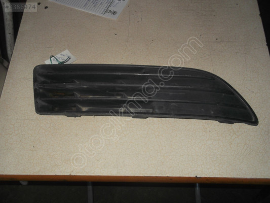 VW POLO SAĞ TAMPON IZGARASI