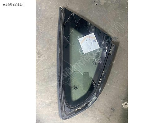 AUDİ A5 KELEBEK CAM SAĞ