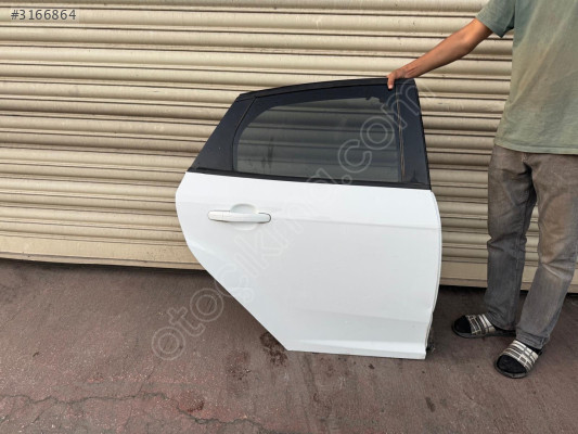 2012/2018 FORD FOCUS BEYAZ SAĞ SOL ARKA KAPI BOYASIZ DOLU