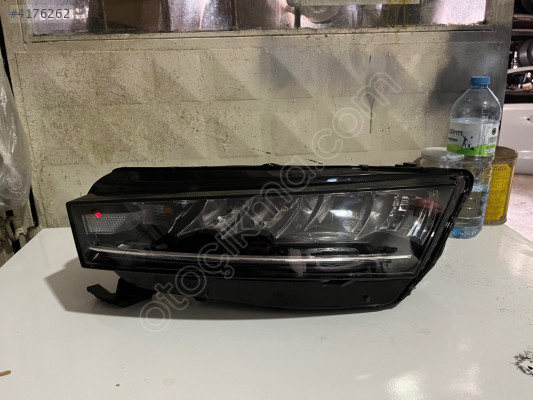 SKODA OCTAVİA SOL ÖN FAR LEDLİ 2019-2024 ORİJİNAL 5E4 941 015