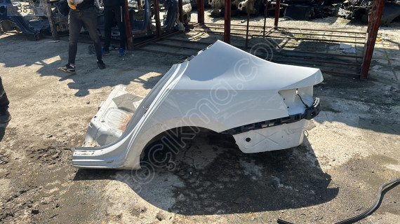 skoda süperb 2015 kesme sol arka çamurluk (son fiyat)