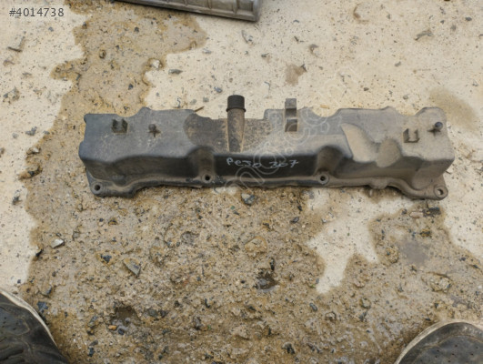 Peugeot 307 kobiatör üst kapak