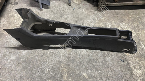 OPEL CORSA D ORTA KONSOL ÇIKMA 13184076 CANCAN OPEL