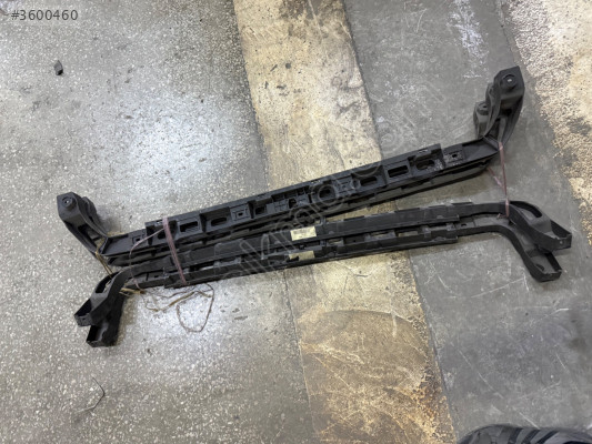 PASSAT ARKA TAMPON BRAKETİ 3C5807861