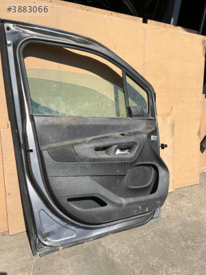 Citroen Berlingo Sol Ön Kapı Döşemesi