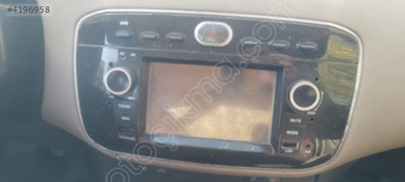 FİAT LINEA URBAN ÇIKMA TEYP EKRAN 2014 2015