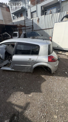 Megane sol arka kapı