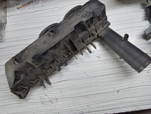 Jaguar X-Type, 2001.06 - 2007.11 Hava filtresi kutusu 6X439600BA