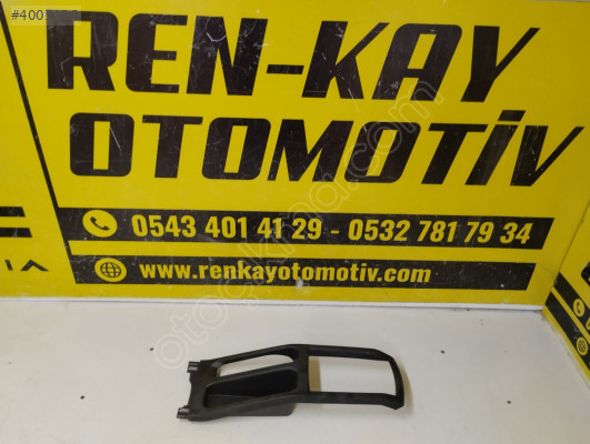 969170760R DACİA DUSTER ORTA KONSOL ÜST KAPAĞI ORJ ÇIKMA RENKAY