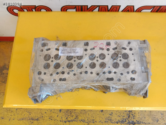 MERCEDES 205 SİLİNDİR KAPAĞI