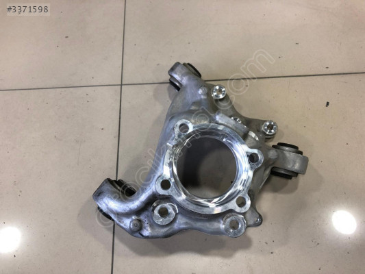 MERCEDES B SERİSİ W247 SOL ARKA TAŞIYICI 2470500