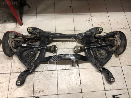 AUDİ A6 ARKA DİNGİL ORJİNAL ÇIKMA