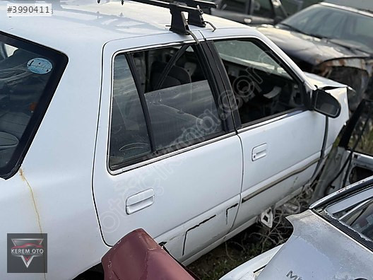 Hyundai Excel Sağ Ön Kapı
