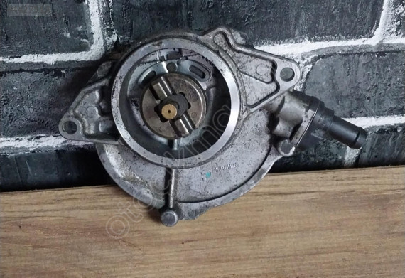 059145100J orj 3.0 tdi vw audi porsche cayenne vakum pompası