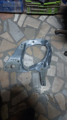 OPEL MERİVA A ORJINAL ÇIKMA SAĞ FAR YUVA SACI