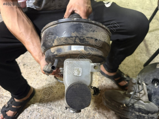 1998-04 MAZDA 323 FREN ANA MERKEZ VESTANOZ 86209919 ORJ ÇIKMA