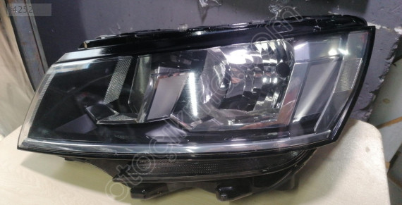 Volkswagen Transporter T8 SolÖn Far  Orjinal Oto Çıkma