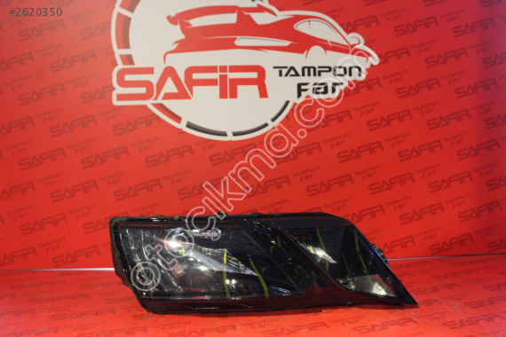 SKODA OCTAVİA 3 2018-2021 MODEL SAĞ ÖN FAR LAMBASI