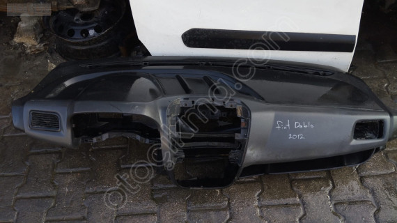 Fiat Doblo 2012 model göğüslük