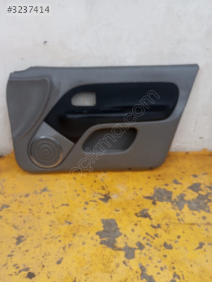 Clio Symbol sağ ön kapı döşemesi