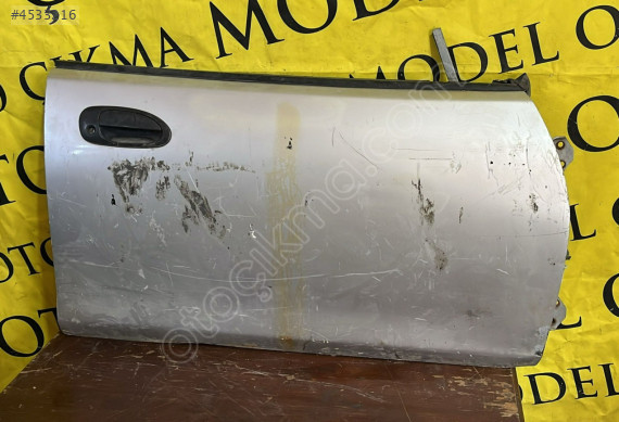 MAZDA LANTİS SAĞ ÖN KAPI