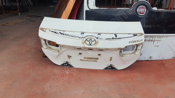 TOYOTA COROLLA 14/17 ARKA BAGAJ SEFALILAR OTO CİKMA