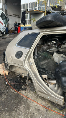 JEEP CHEROKEE ARKA SAĞ ÇAMURLUK VE MARŞBİYEL BURSA MG