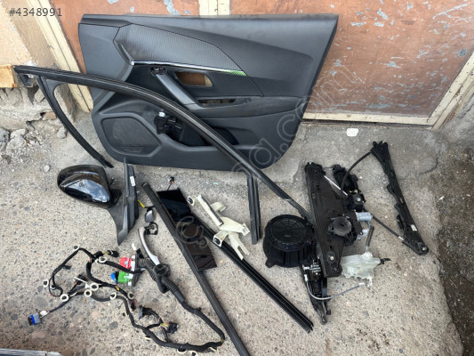 Peugeot 2008 SAĞ KAPI İÇİ MEKANİZMASI KAPI FİTİLLERİ