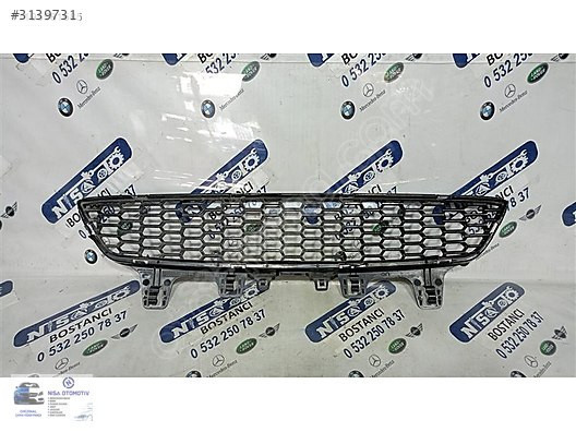 BMW M SERİSİ F80 ÖN TAMPON ORTA IZGARA 51118054294